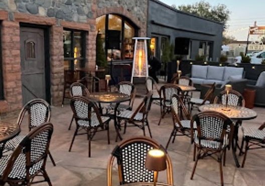 Bear & Dragon Cafe & Restaurant